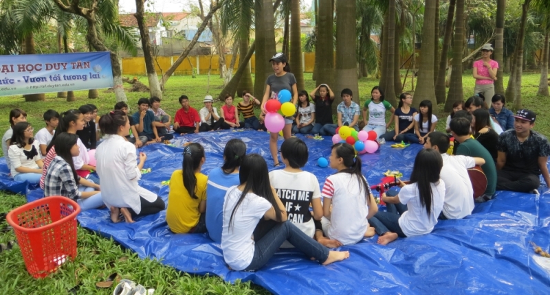 carethepeople-ragazzi-al-parco